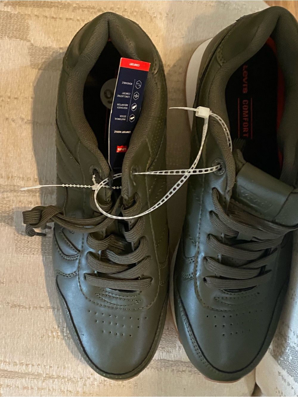 Levi's Men's Dark Olive Green Lace-Up Sneakers